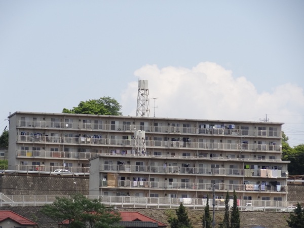 (イラスト)D棟・E棟 (イラスト)D棟・E棟