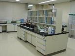 (写真)水質分析室