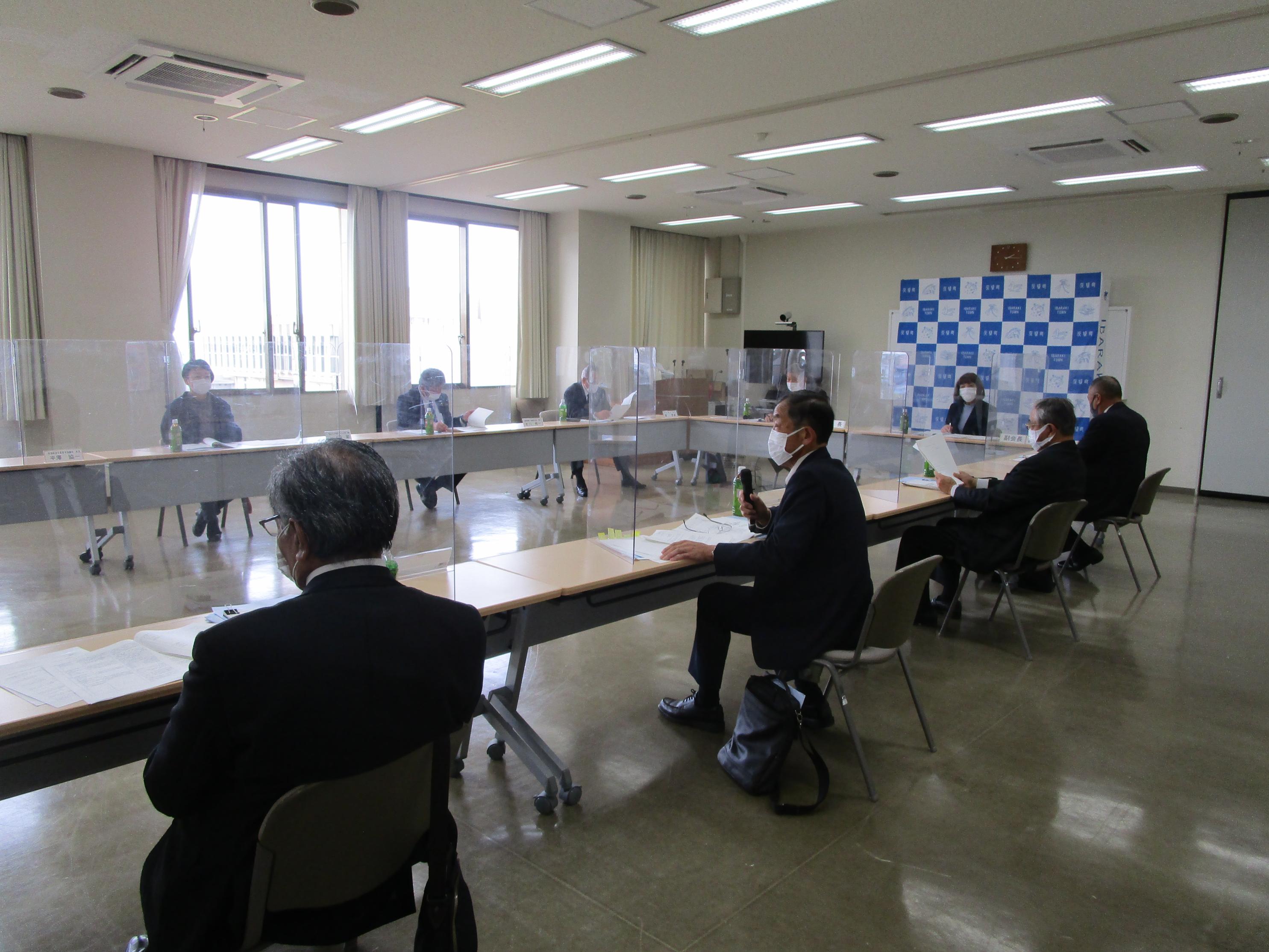 令和4年11月28日(火曜日) 第4回審議会の開催 令和4年11月28日(火曜日) 第4回審議会の開催