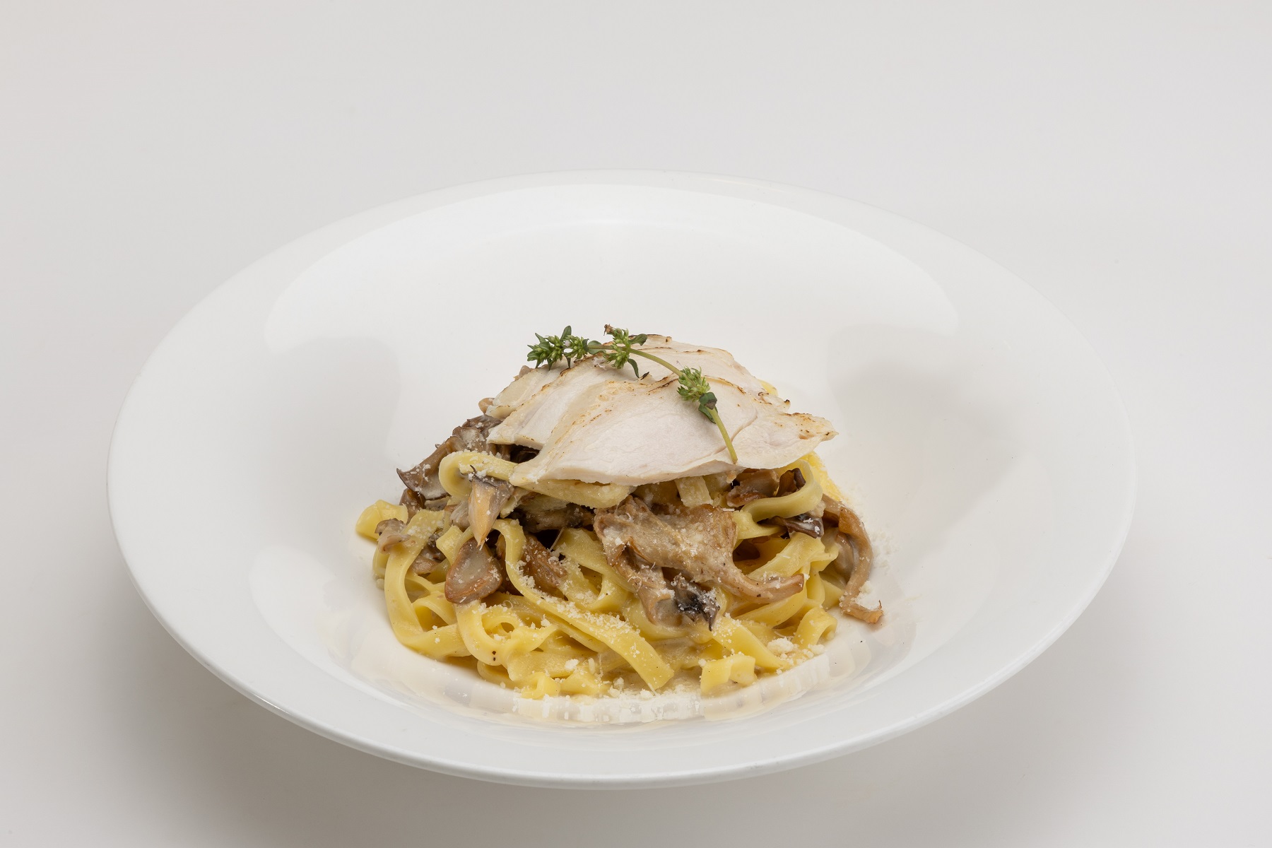 【&me.11月】つくば鶏とポルチーニ 城里町産「たもぎ茸」のクリームソース 【&me.11月】つくば鶏とポルチーニ 城里町産「たもぎ茸」のクリームソース